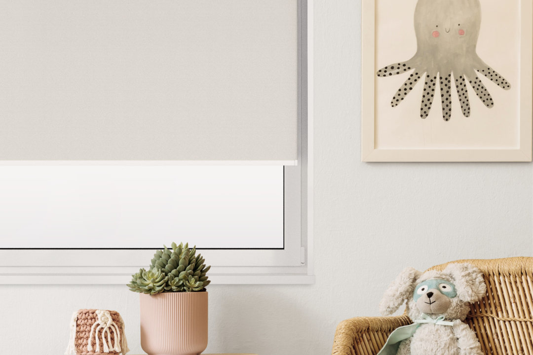 S82570 Website asset resize Cus Blinds Roller Blockout Cat Ban