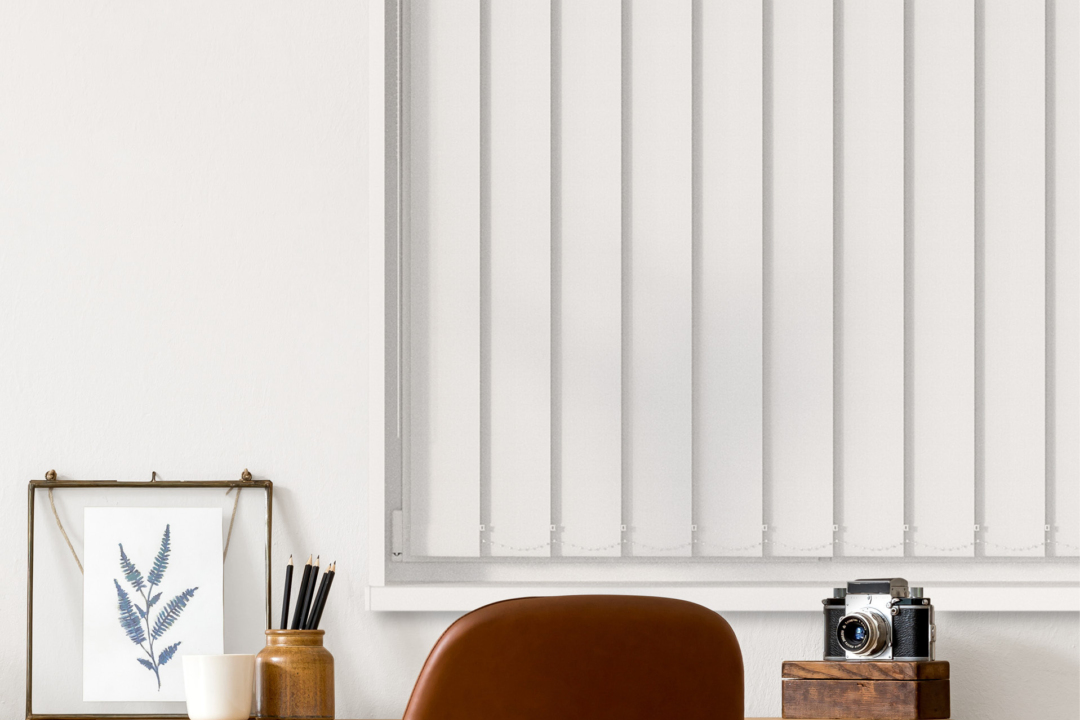 S82570 Website asset resize Cus Blinds Vertical Blockout Cat Ban